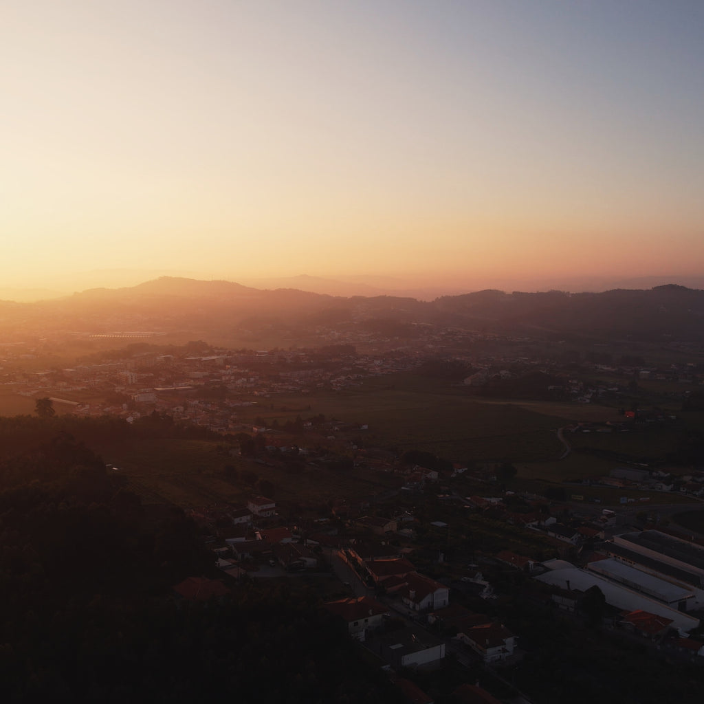 Fra idé til produkt: Sådan producerer vi tøj i Portugal