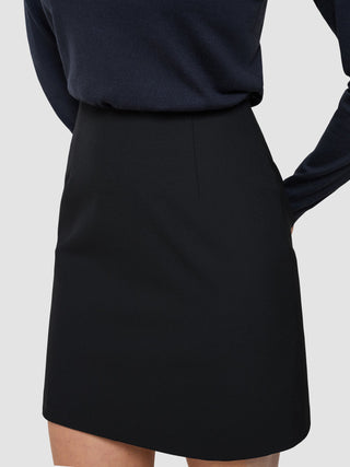 Women's Essential Short Skirt Black