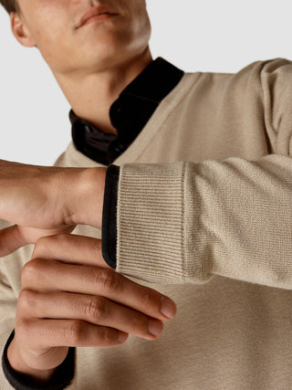 Fine Knit V-neck Khaki Molinaire