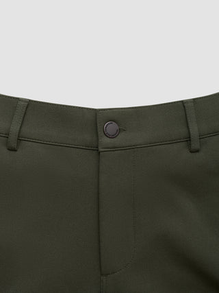 GEN2™-shorts i dæmpet grøn med twill-struktur og knaplukning med prægningen »SHAPING TOMORROW«.