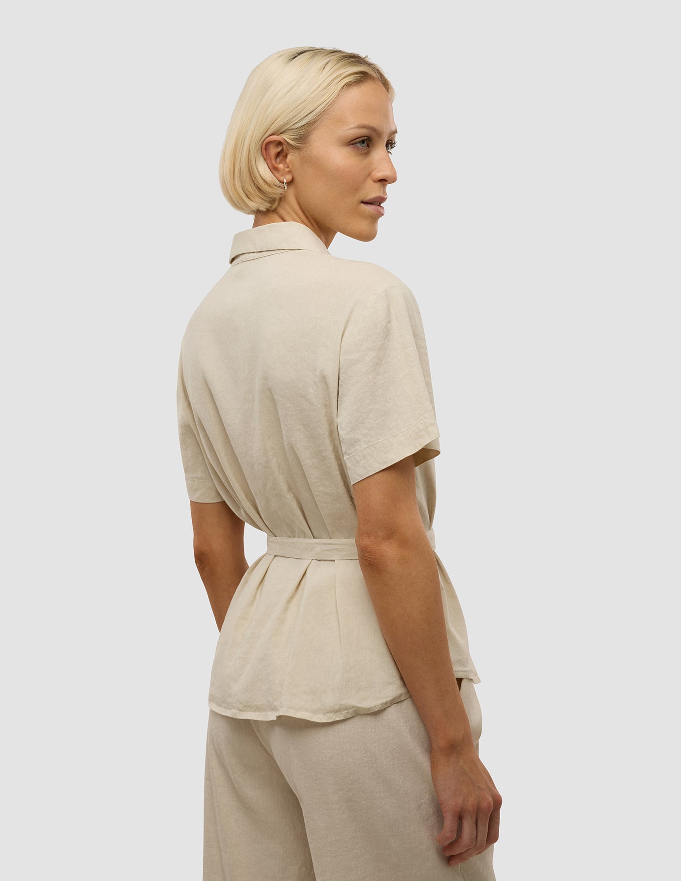 Women's Linen Shirt Short Sleeved Sandy Beige