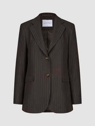 Women Serene Blazer Regular Walnut Herringbone i brun uld med tynde striber, to knapper foran og lommer med klap.