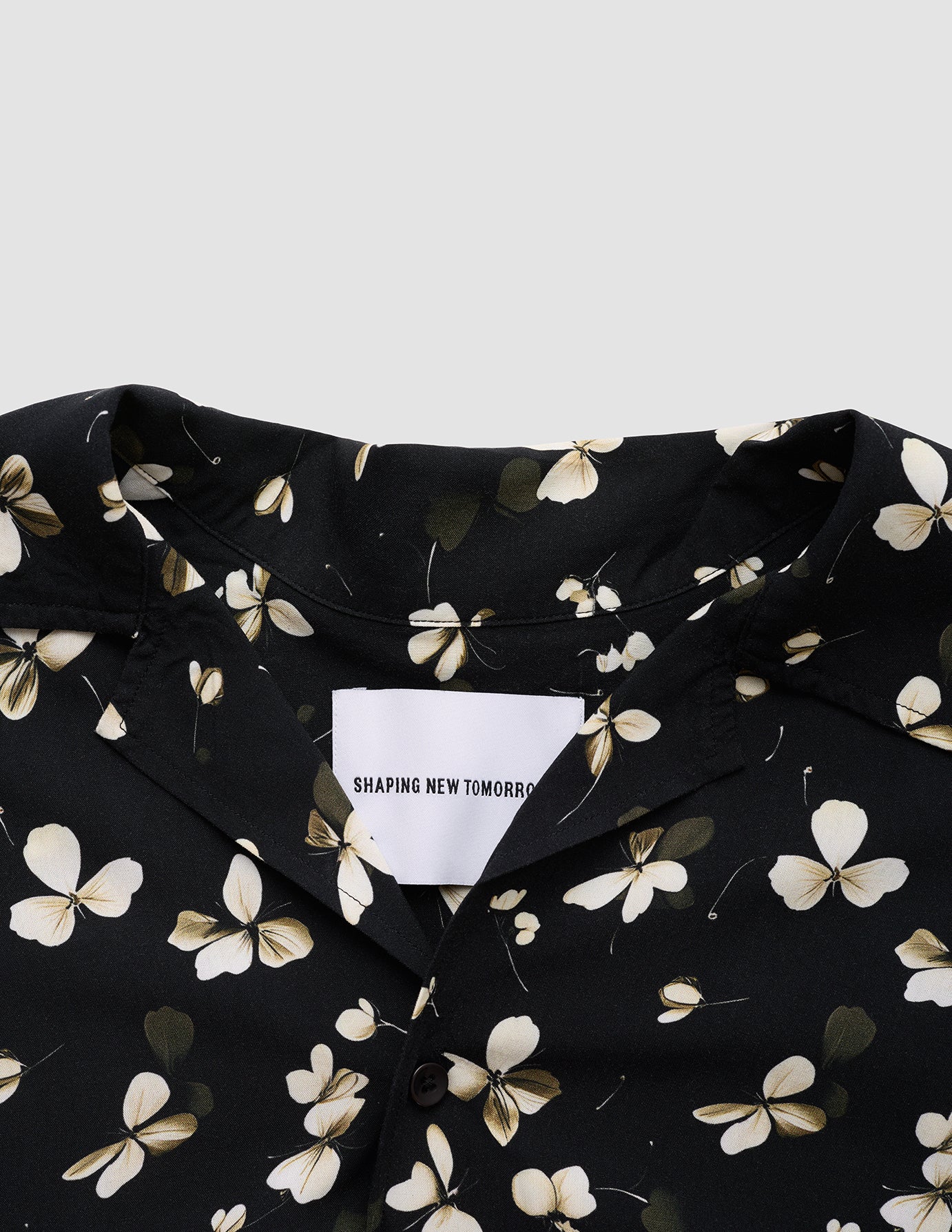 Breeze Bowling Short Sleeve Shirt Black Flowers