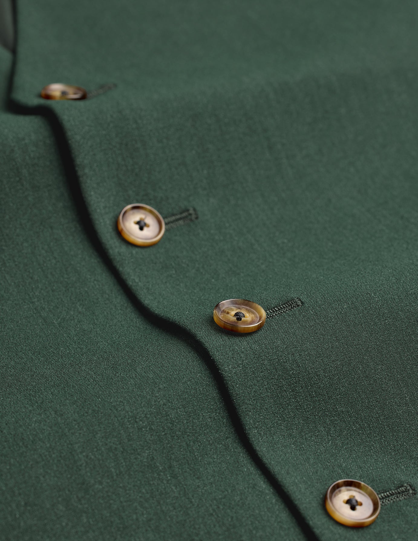 Essential Vest Pine Green