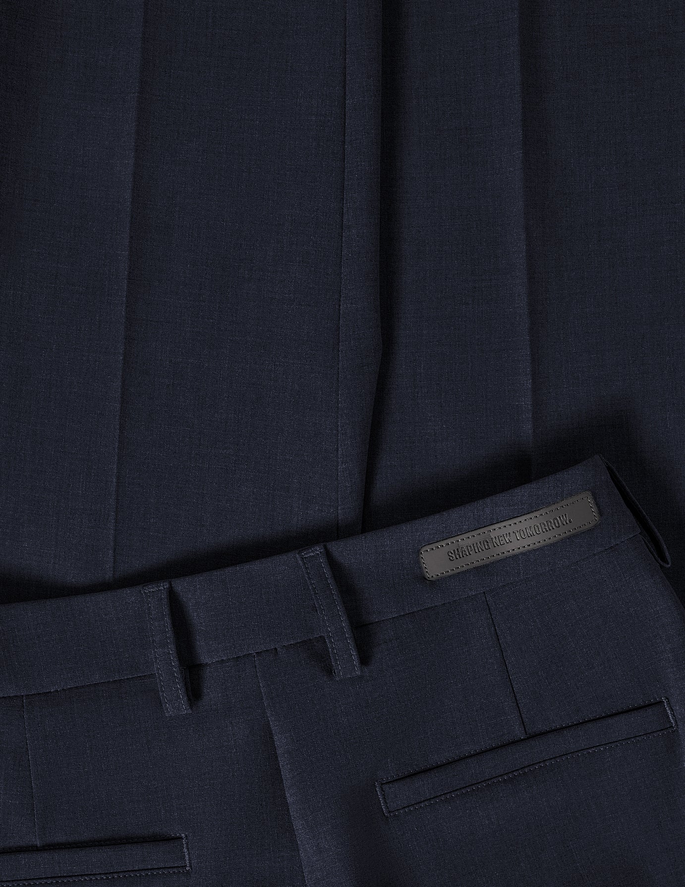 Essential Pants Tapered Midnight Blue