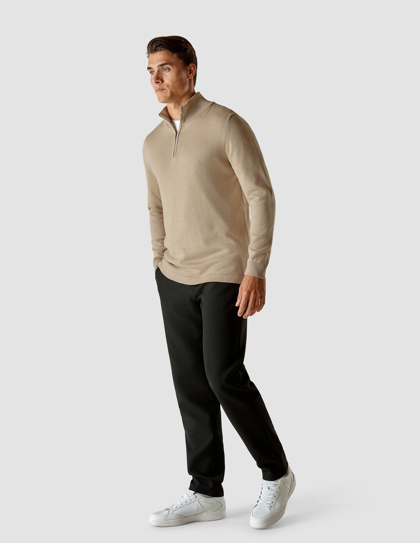 Fine Knit Half-Zip Khaki Molinaire | SHAPING NEW TOMORROW