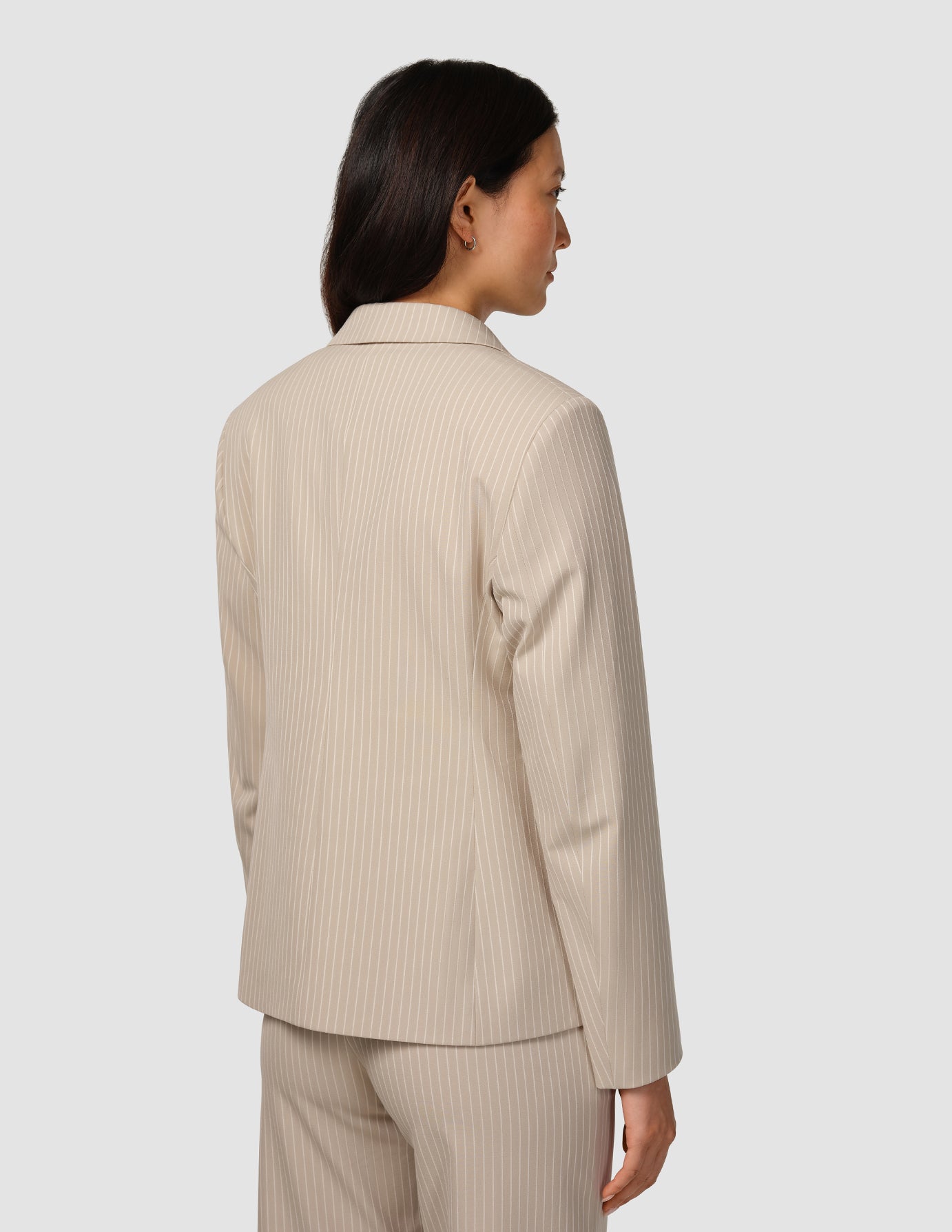 Essential Fitted Blazer Island Sand Pinstriped