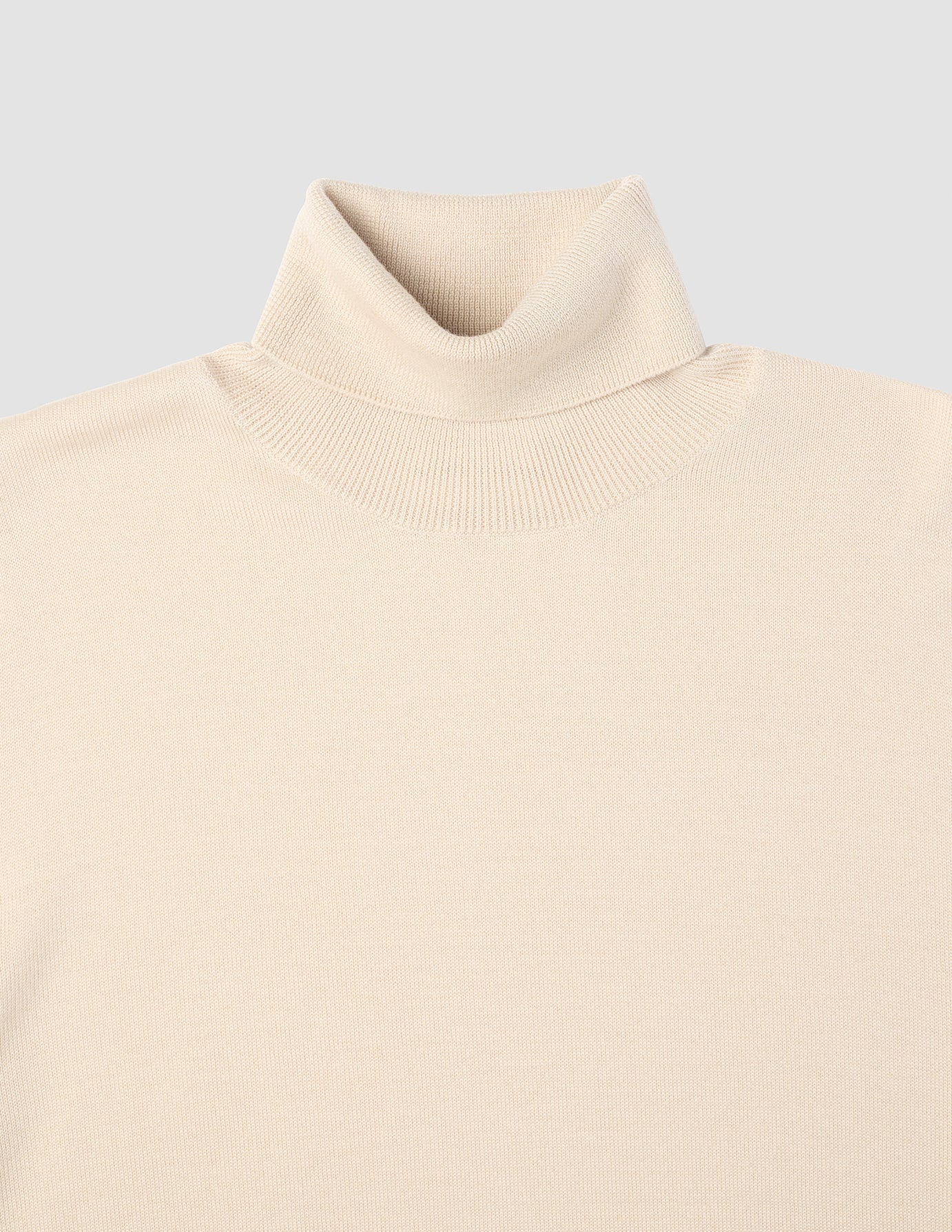 Seamless Premium Merino Knit Turtleneck Birchwood