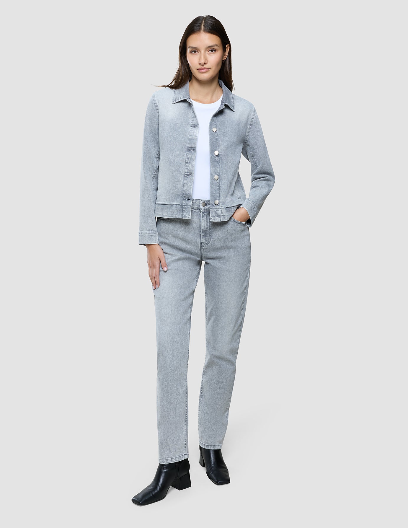 Women's Classic Denim Jacket Light Grey Washed