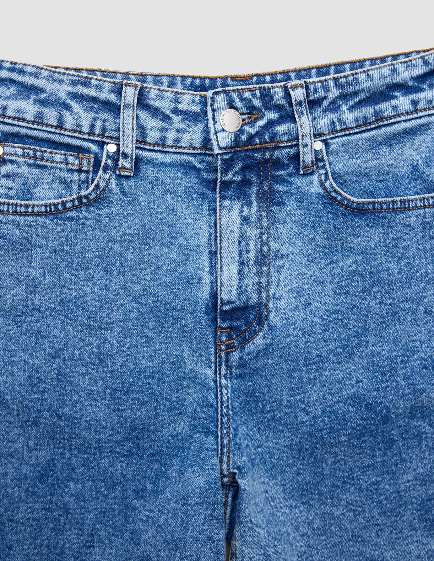 Women Classic Denim Shorts Snow Blue Wash