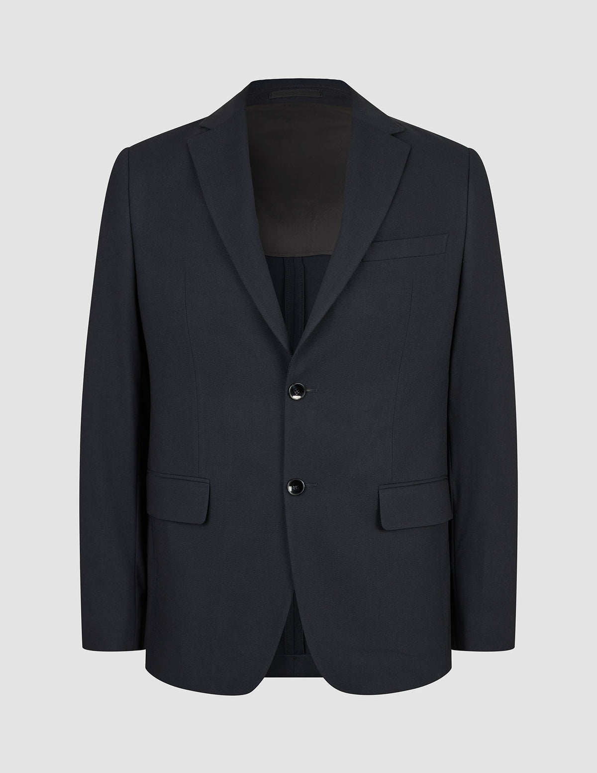 Motion Blazer Slim Midnight Blue – mørkeblå blazer med to knapper, skrå revers og tre lommer.