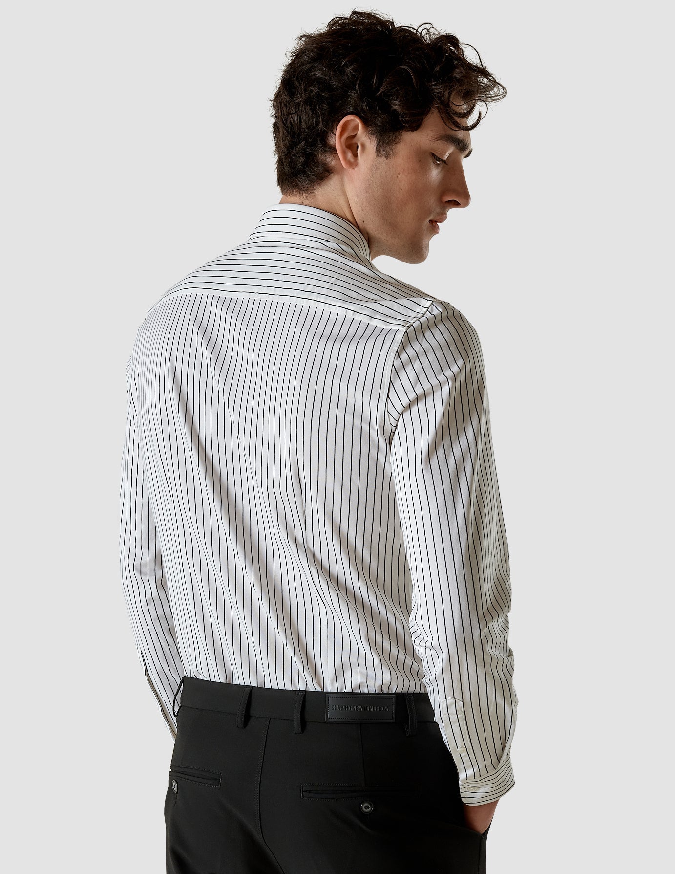 Classic Shirt Regular Black Stripes | SHAPING NEW TOMORROW