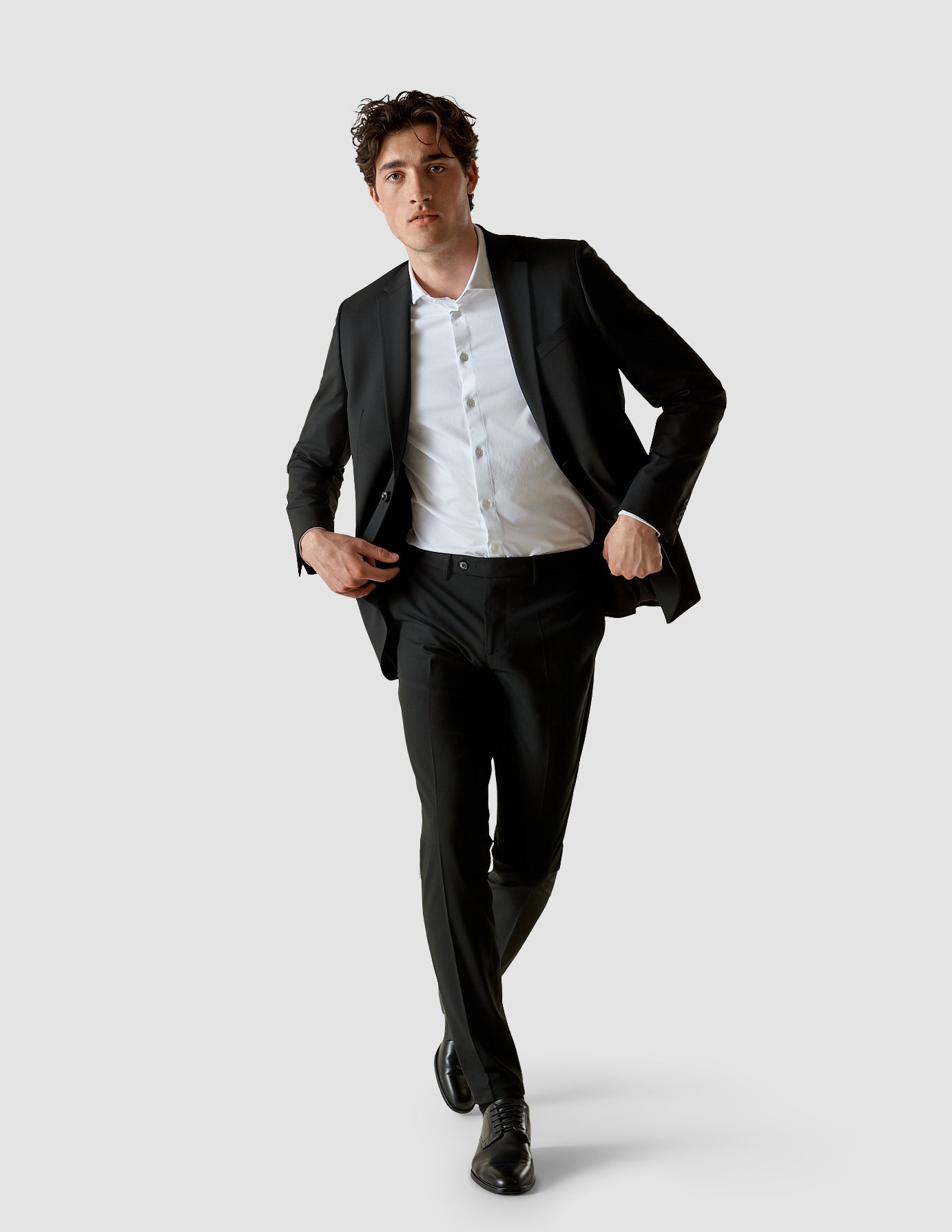 Essential Suit Black
