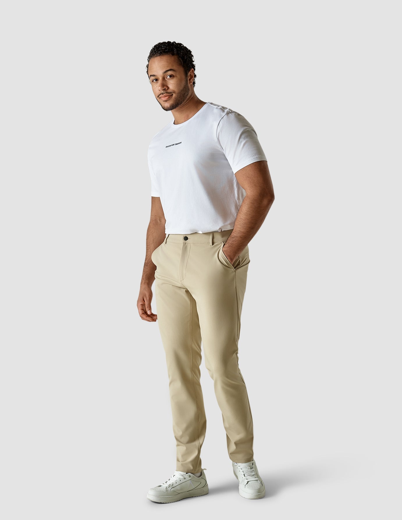 Bukser  SHAPING NEW TOMORROW Mænd Essential Pants Regular Sandstone •  Prodi Baru